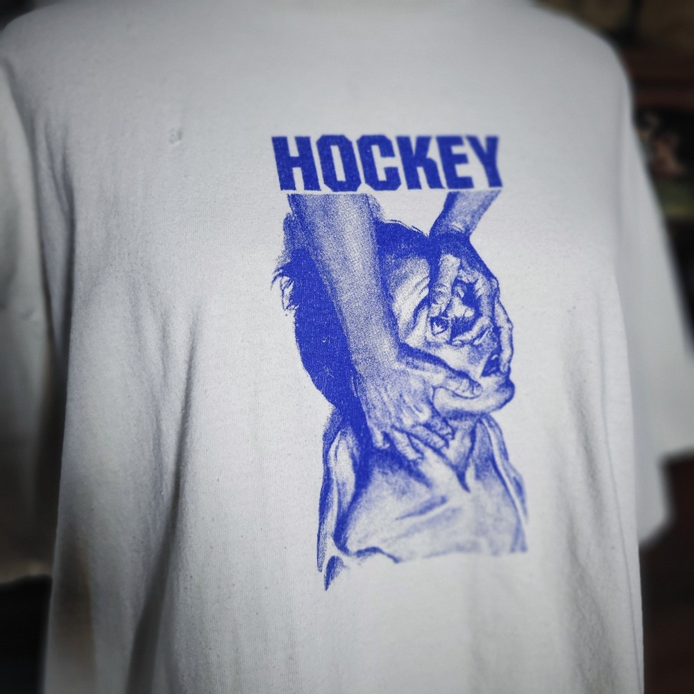Hockey Skateboards T-Shirt Mens XXL White Blue Graphic Eyes Skate Streetwear Tee